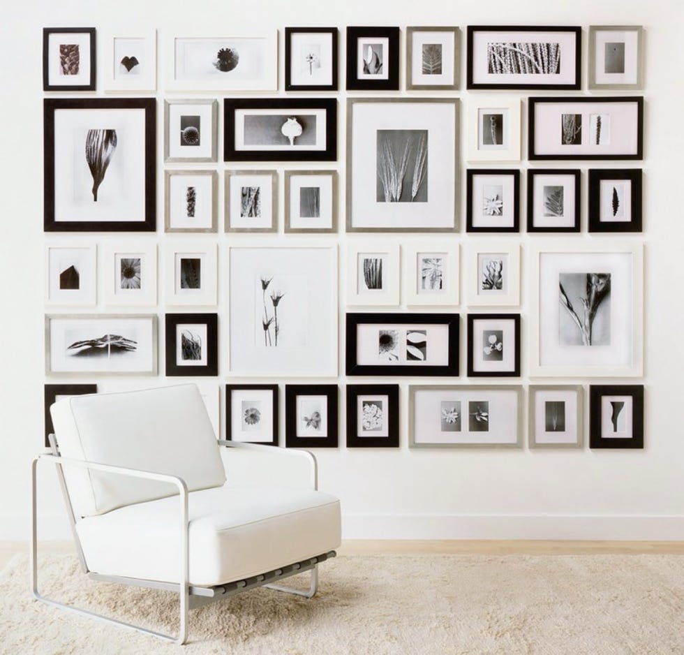Room with faminly photos.