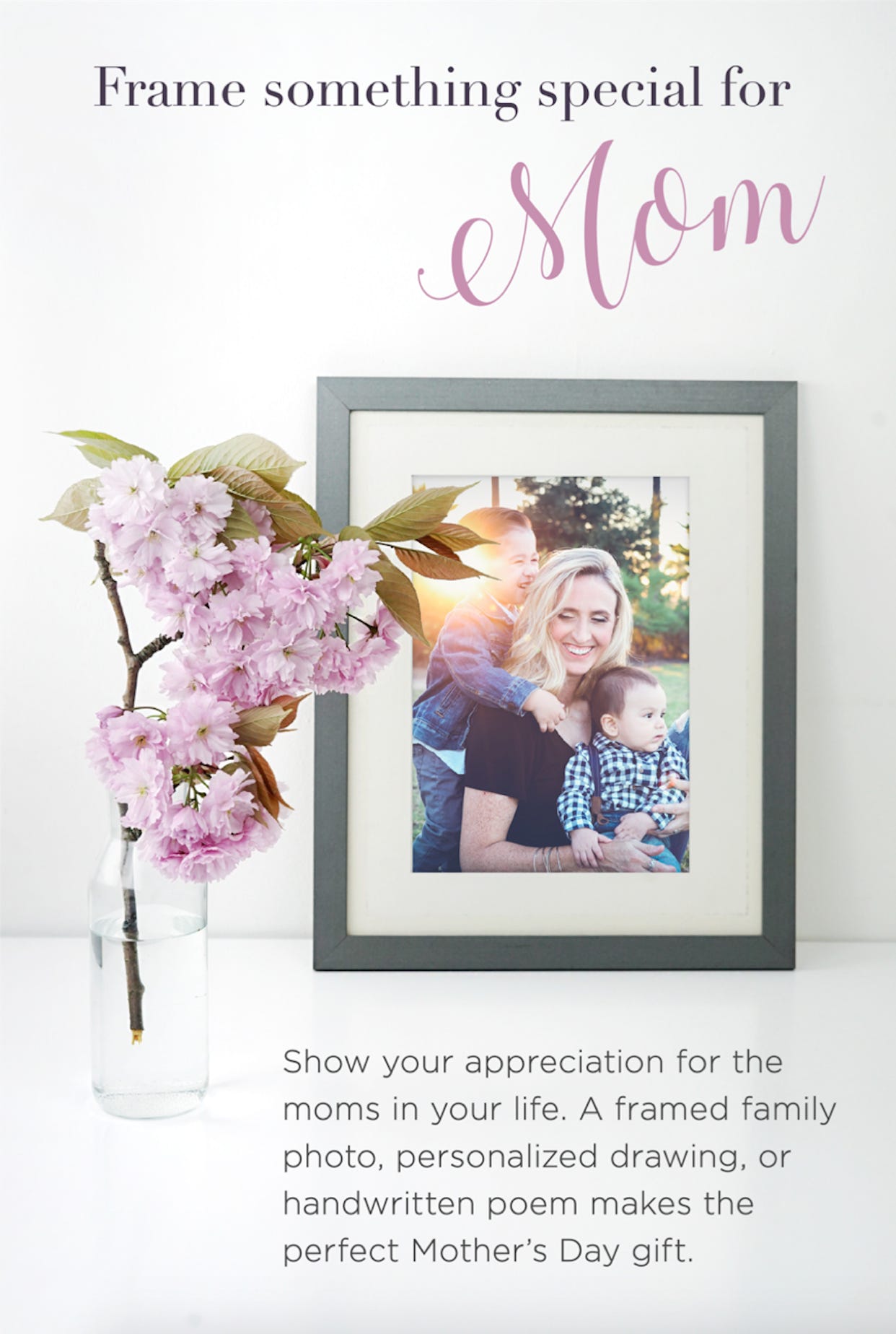 Room with faminly photos.